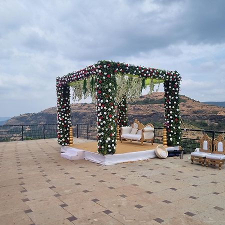 Upper Deck Resort - Stay And Relax At The Highest Peak Lonavala Dış mekan fotoğraf