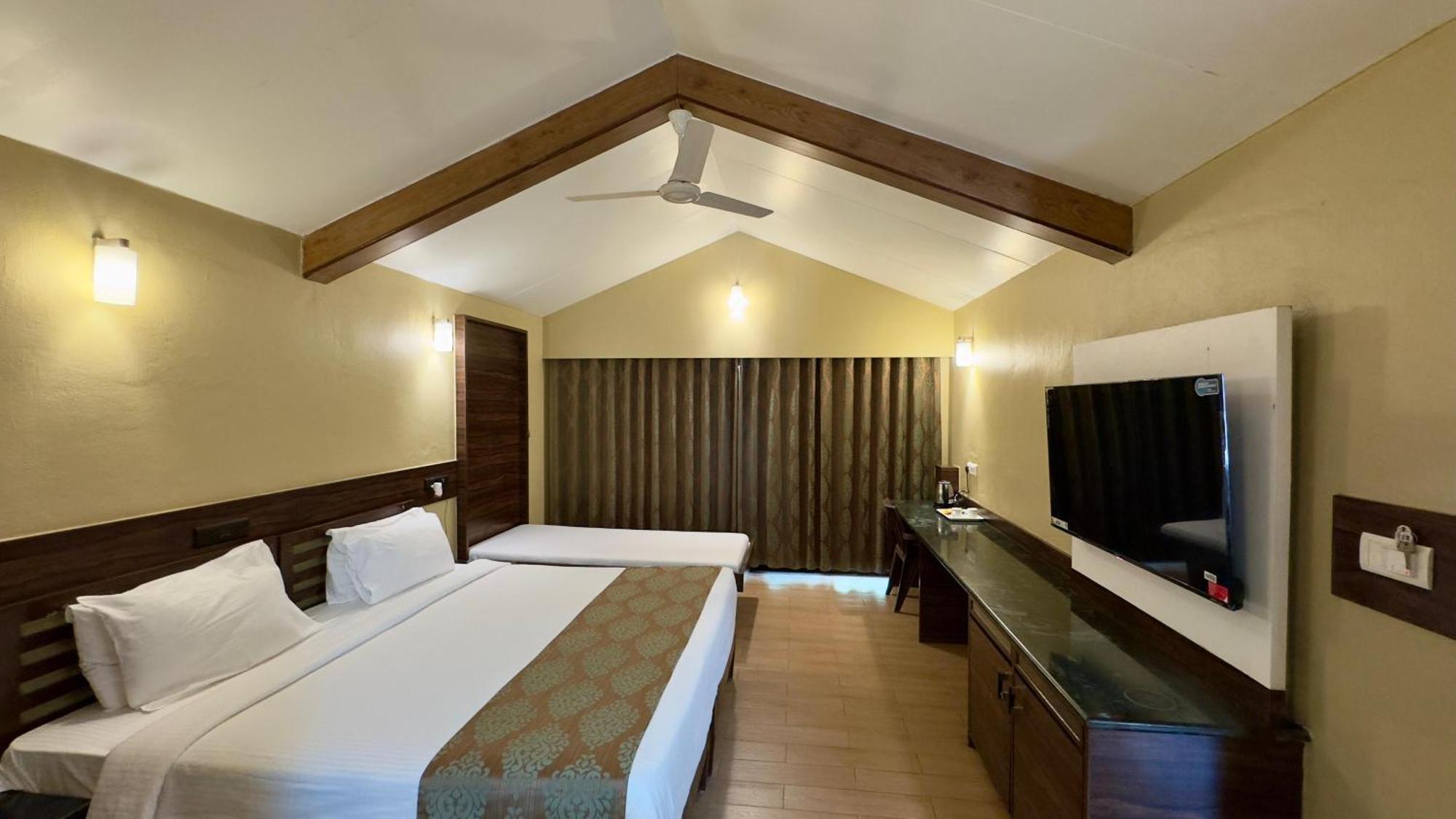 Upper Deck Resort - Stay And Relax At The Highest Peak Lonavala Dış mekan fotoğraf