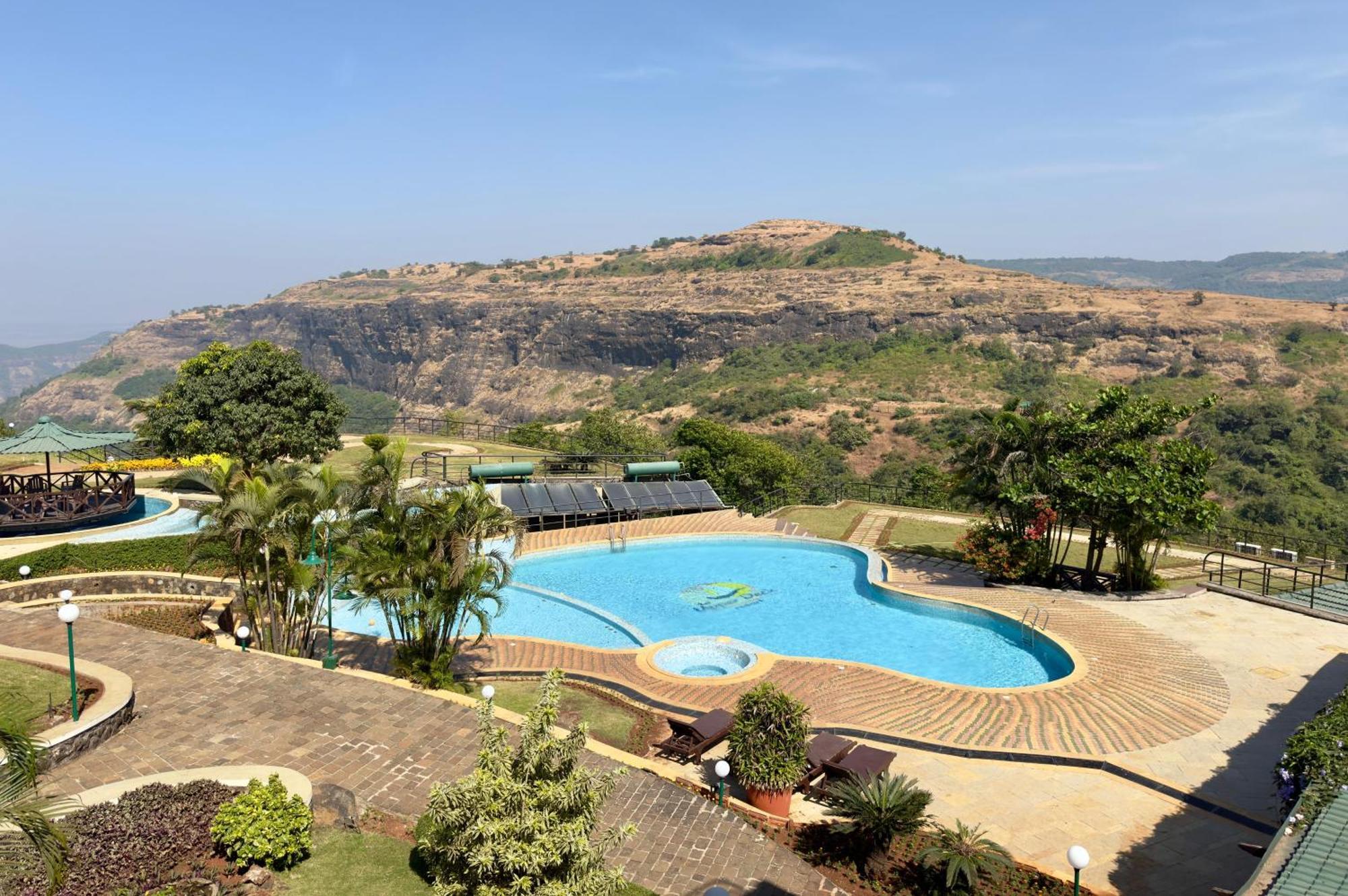 Upper Deck Resort - Stay And Relax At The Highest Peak Lonavala Dış mekan fotoğraf