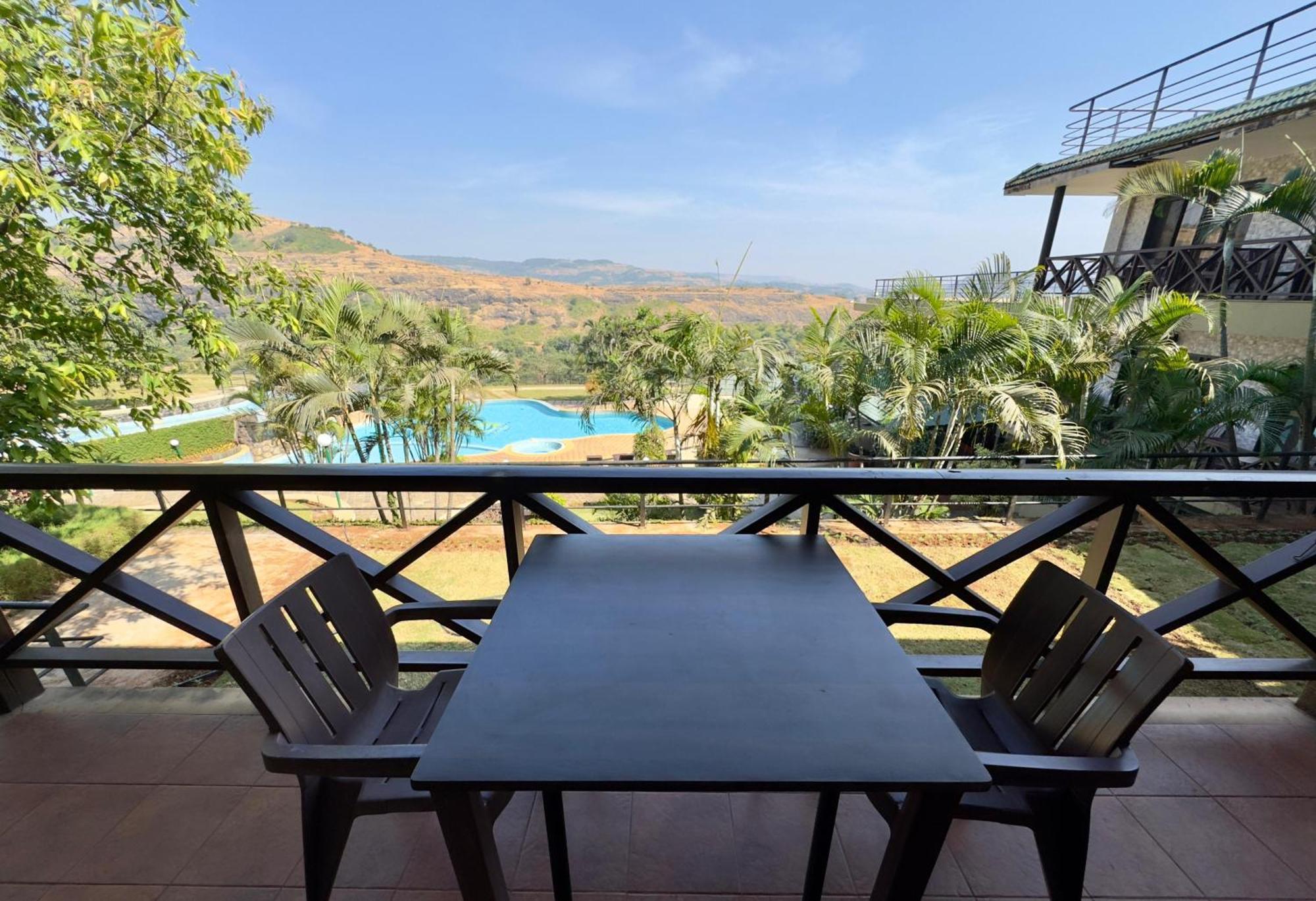 Upper Deck Resort - Stay And Relax At The Highest Peak Lonavala Dış mekan fotoğraf