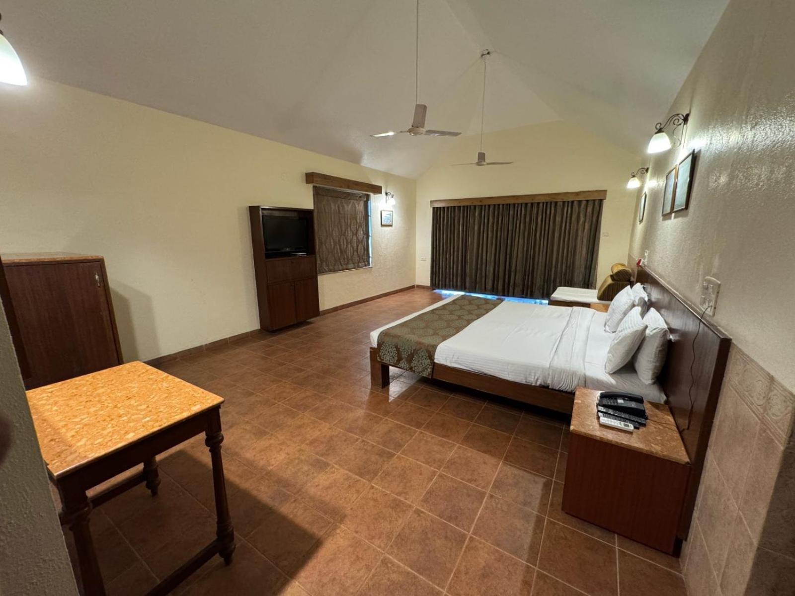 Upper Deck Resort - Stay And Relax At The Highest Peak Lonavala Dış mekan fotoğraf