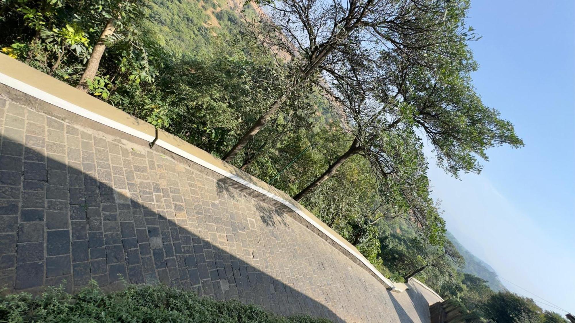 Upper Deck Resort - Stay And Relax At The Highest Peak Lonavala Dış mekan fotoğraf