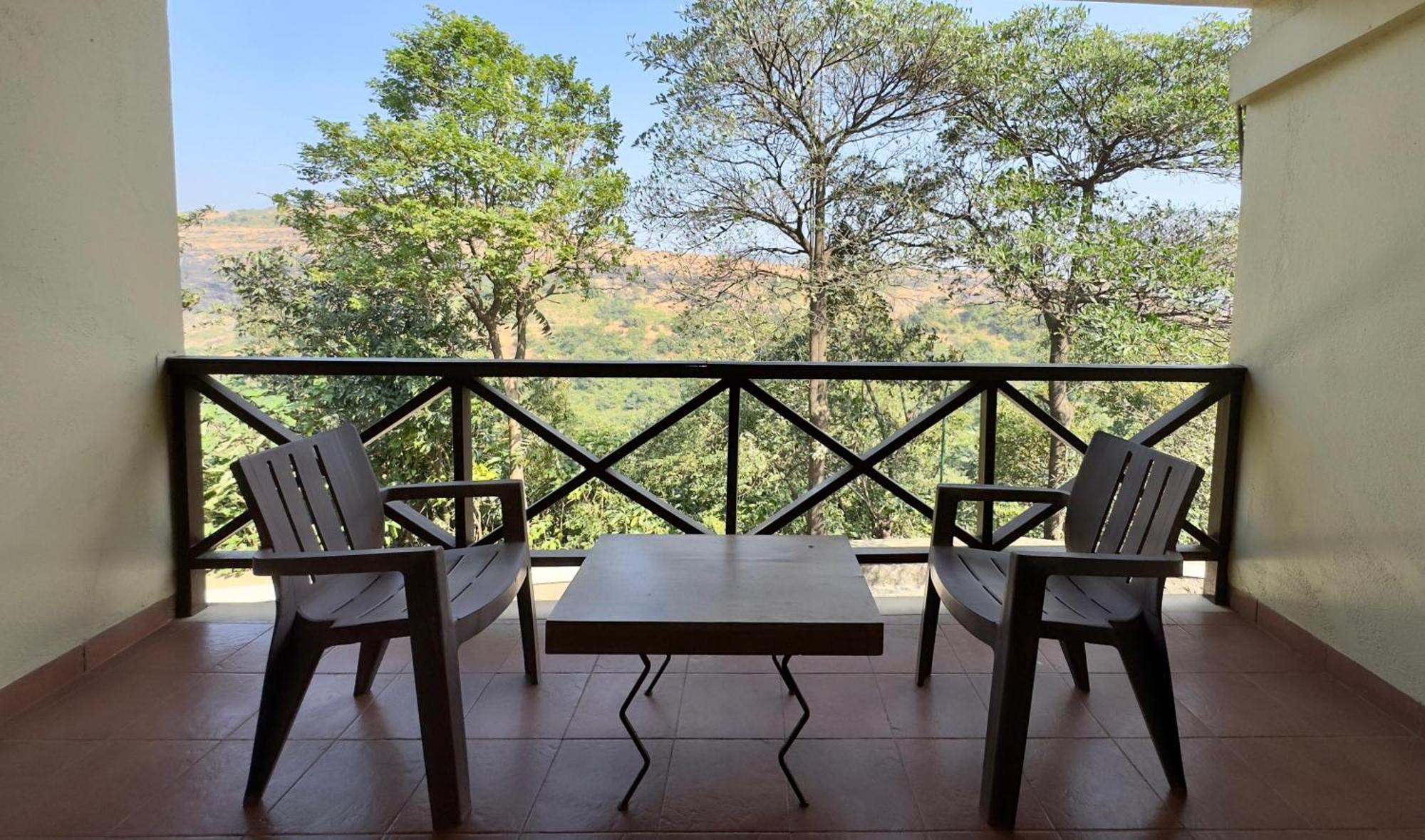 Upper Deck Resort - Stay And Relax At The Highest Peak Lonavala Dış mekan fotoğraf