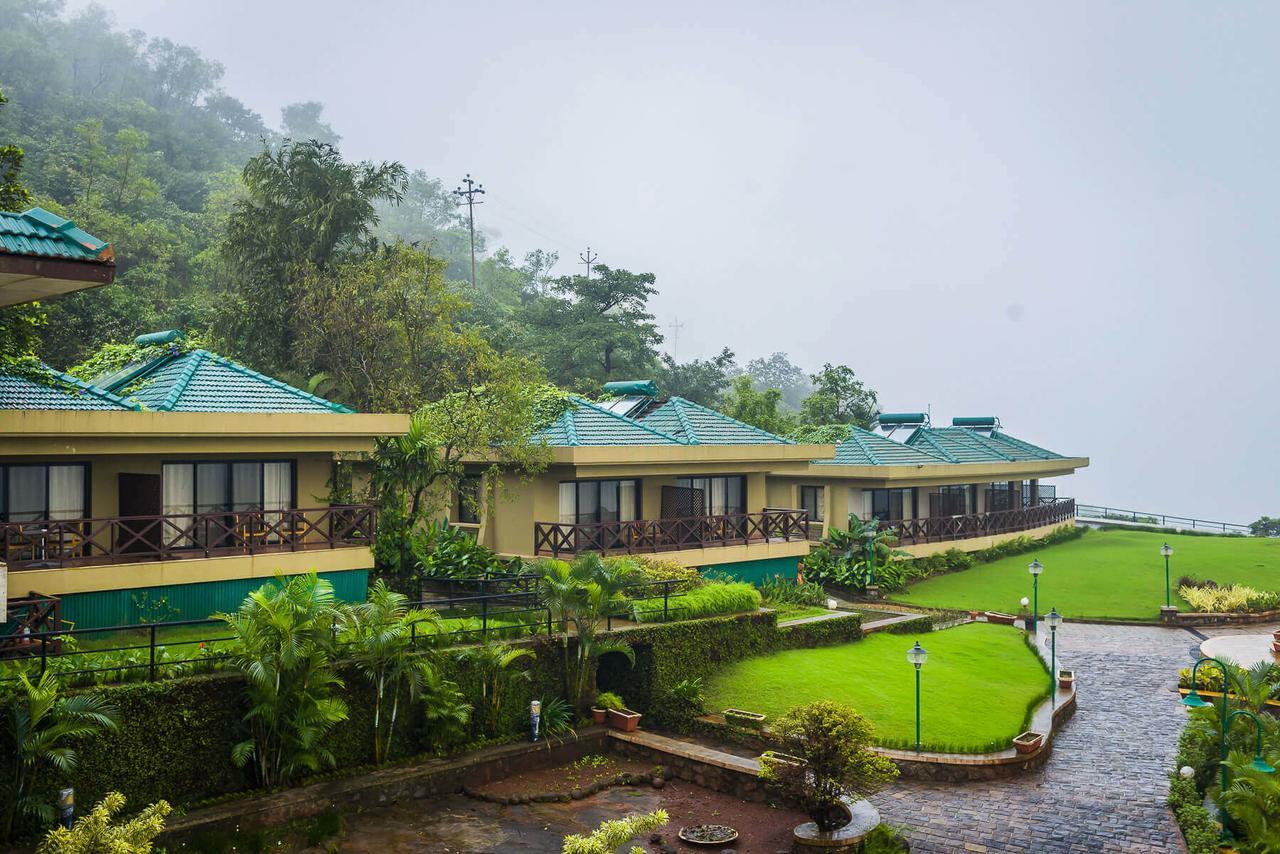 Upper Deck Resort - Stay And Relax At The Highest Peak Lonavala Dış mekan fotoğraf